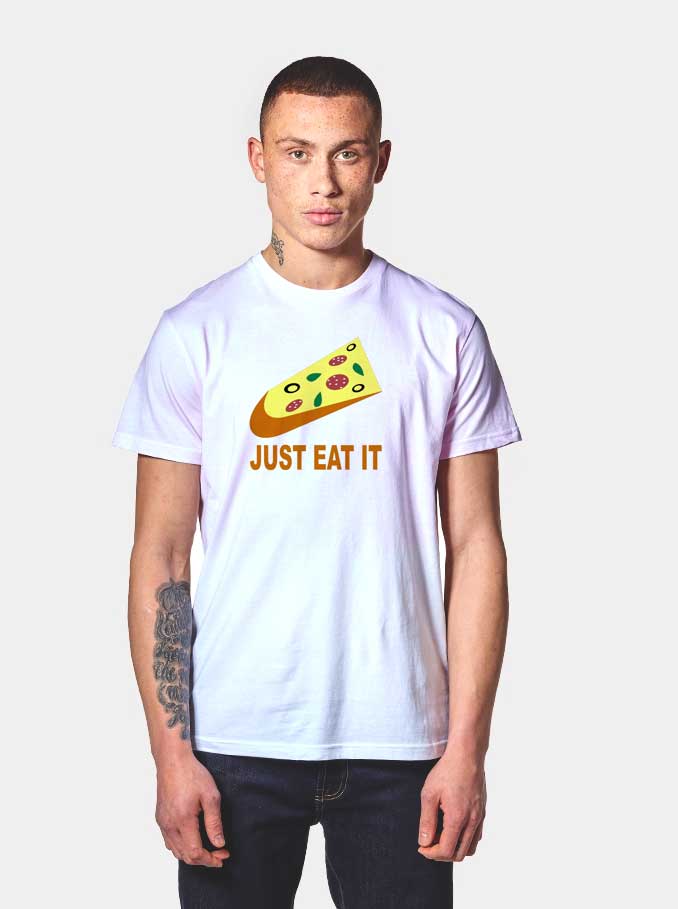 Print Næsten død på Get Order Nike Pizza Just Eat It Fast Food T Shirt - T Shirt On Sale