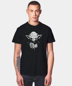 Yoda Sunglasses With Silver Earphones Star Wars T Shirt